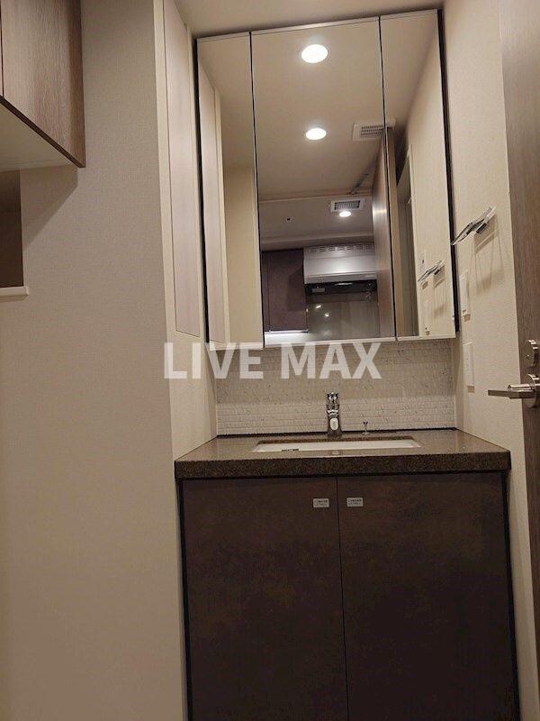 物件内観写真8　(別号室参考写真)