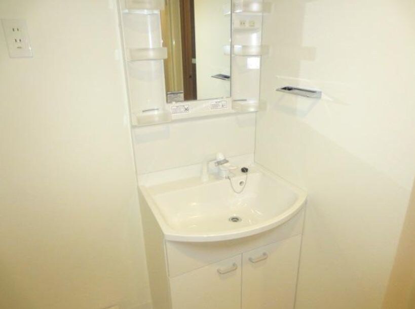 物件内観写真10　(別号室参考写真)