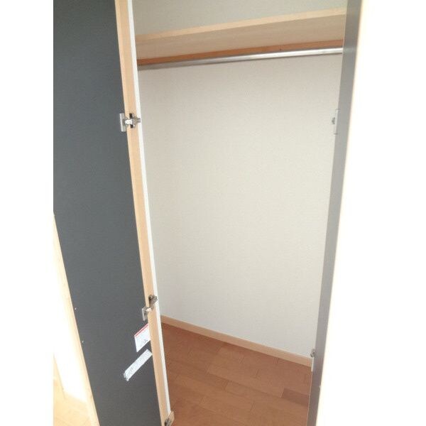 物件内観写真7　(別号室参考写真)