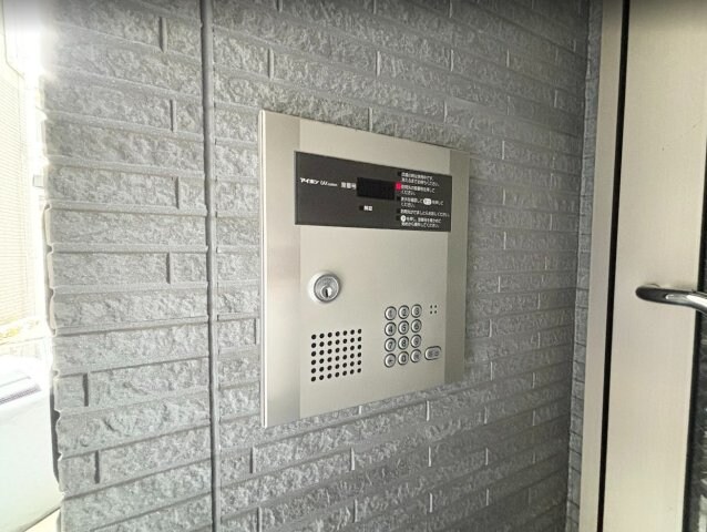 物件内観写真9　(備え付け家具備品（同仕様）)