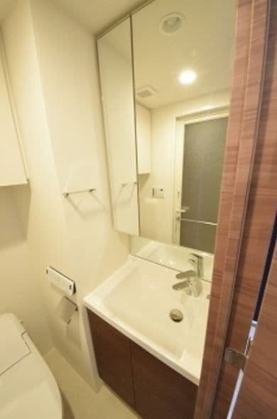 物件内観写真8　(別号室参考写真)