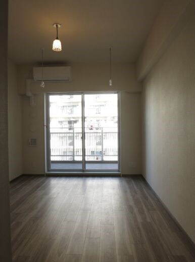 物件内観写真3　(別号室参考写真)