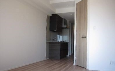 物件内観写真5　(別号室参考写真)