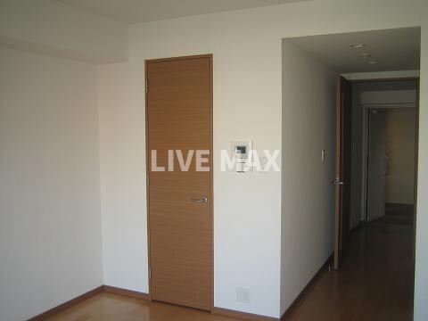 物件内観写真5　(2025年11月室内リノベーション施工予定【キッチン・洗面台)