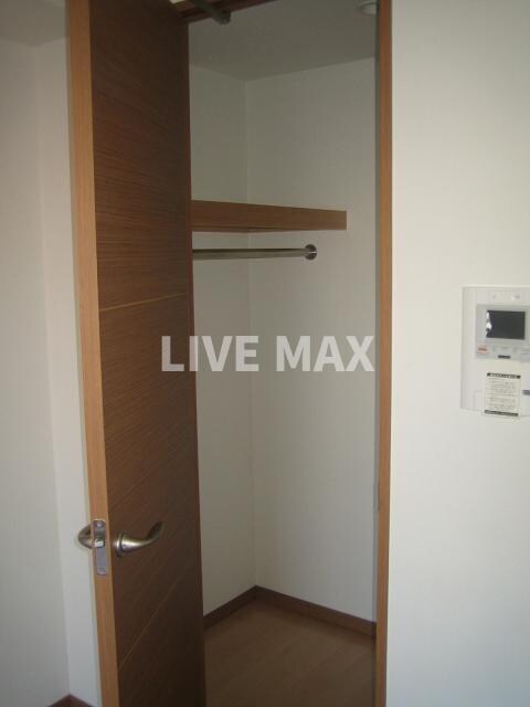 物件内観写真10　(2025年11月室内リノベーション施工予定【キッチン・洗面台)