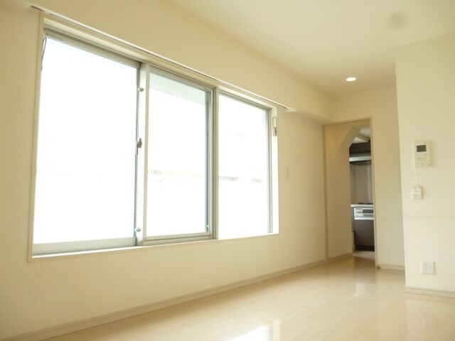 物件内観写真6　(別号室参考写真)