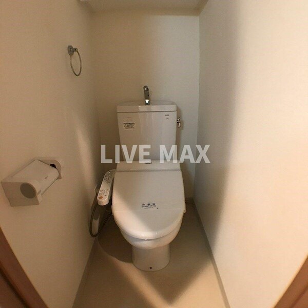 トイレ(別号室参考写真)