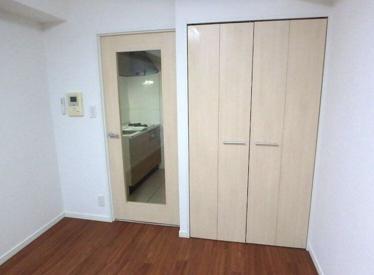 物件内観写真10　(別号室参考写真)