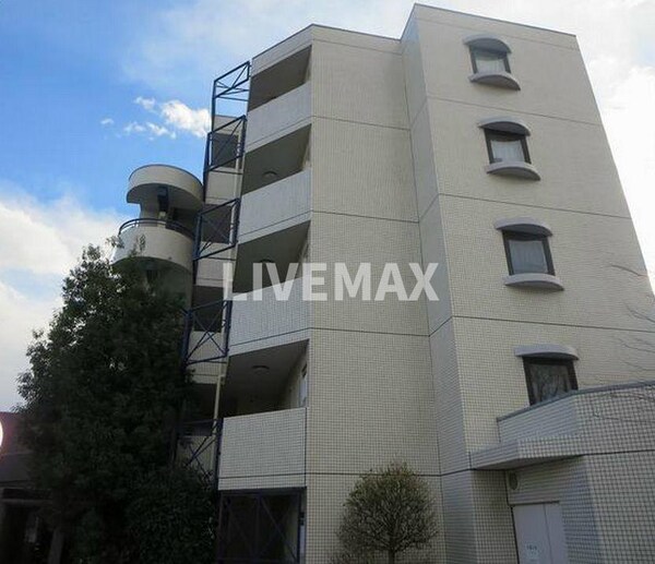 外観(分譲マンションならではの重厚観ある外観です)