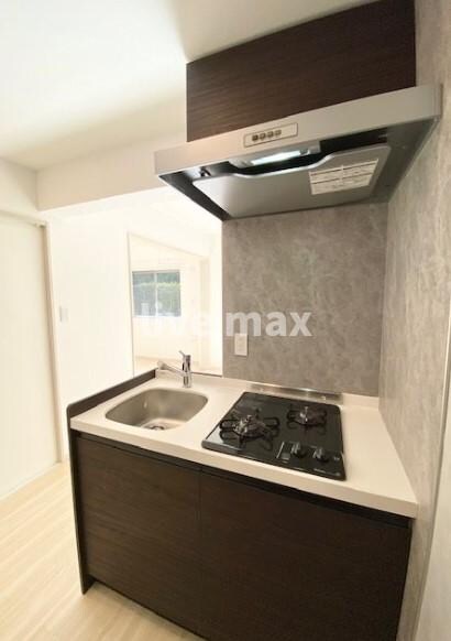 物件内観写真5　(別号室参考写真)