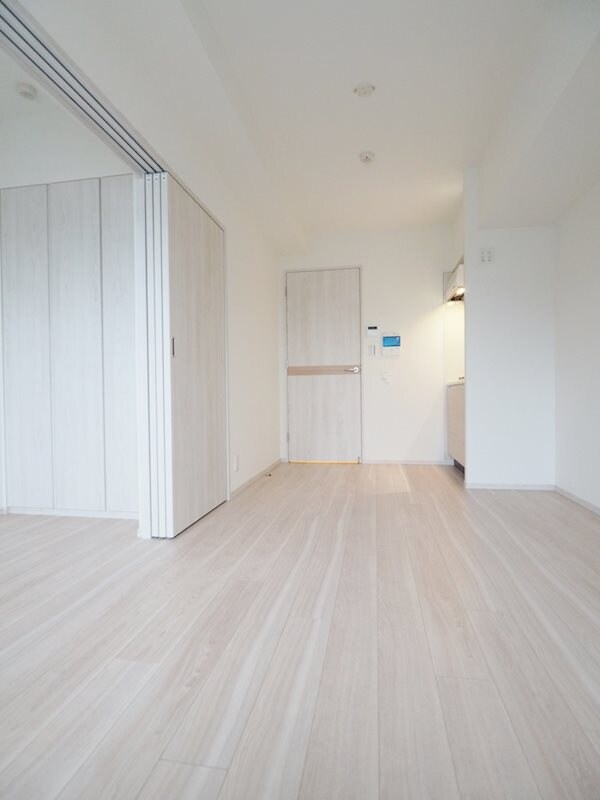 物件内観写真5　(別号室参考写真)