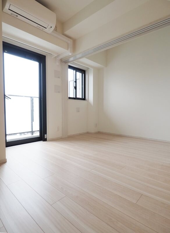 物件内観写真10　(別号室参考写真)