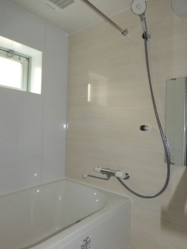 物件内観写真5　(別号室参考写真)