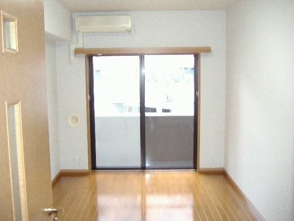 居室(～リラックスできるベッドルーム～)