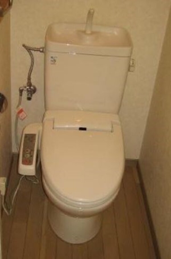 トイレ(別室参考写真)