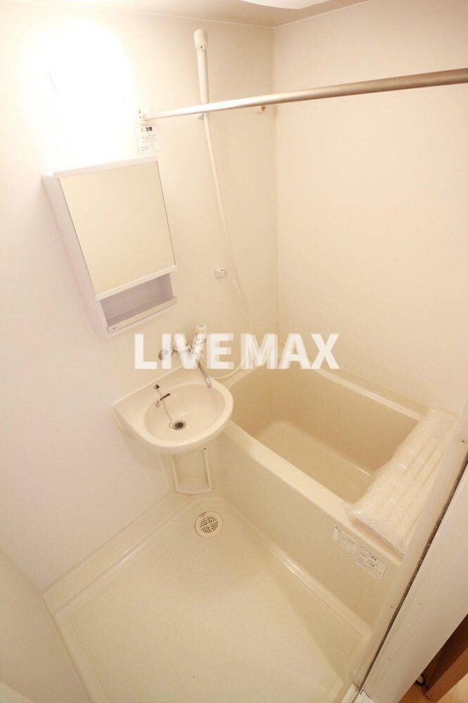 物件内観写真7　(別号室参考写真)