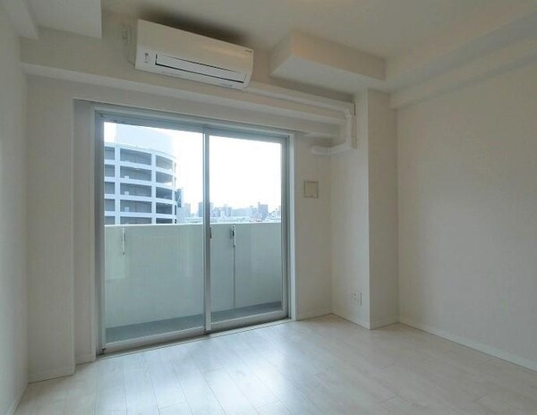 居室(別号室参考写真)