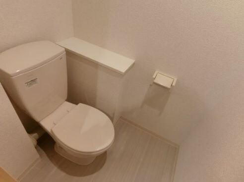 物件内観写真8　(別号室参考写真)