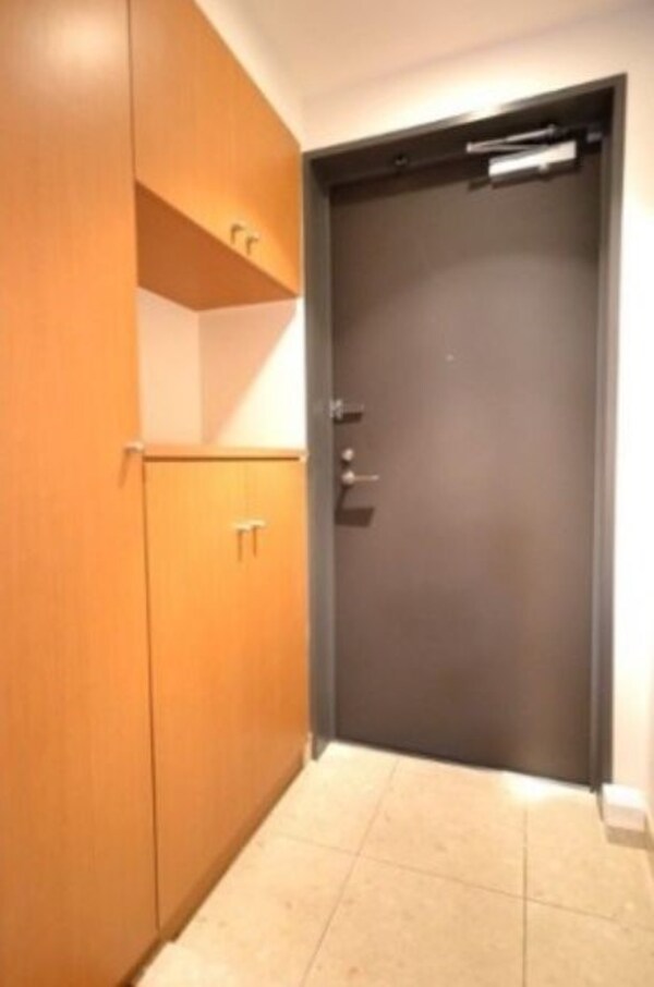 玄関(別号室参考写真)