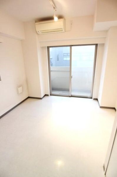 物件内観写真4　(別号室参考写真)