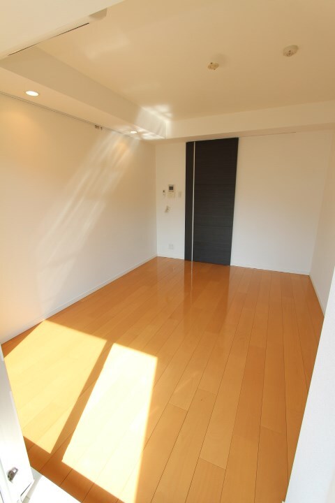 物件内観写真6　(別号室参考写真)