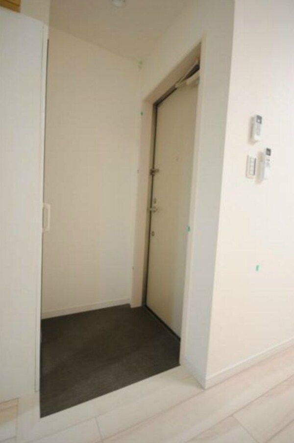 玄関(別号室参考写真)