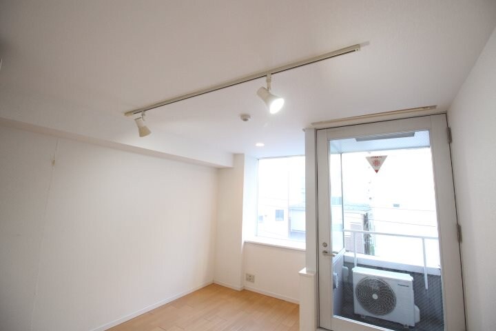 物件内観写真14　(別号室参考写真)