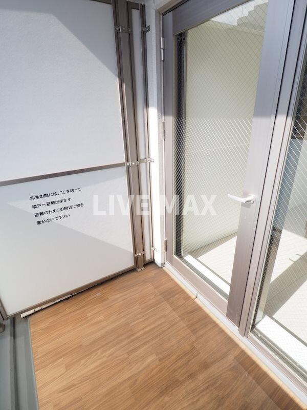 バルコニー(※別号室参考写真)