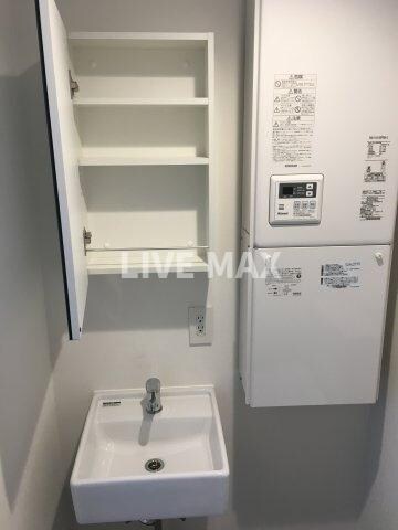 物件内観写真8　(別号室参考写真)