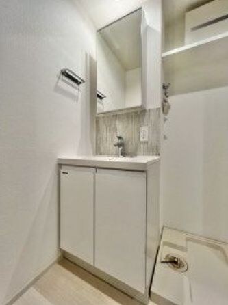 物件内観写真11　(別号室参考写真)