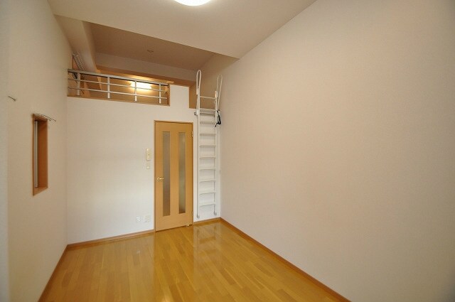 物件内観写真4　(別室参考写真★)