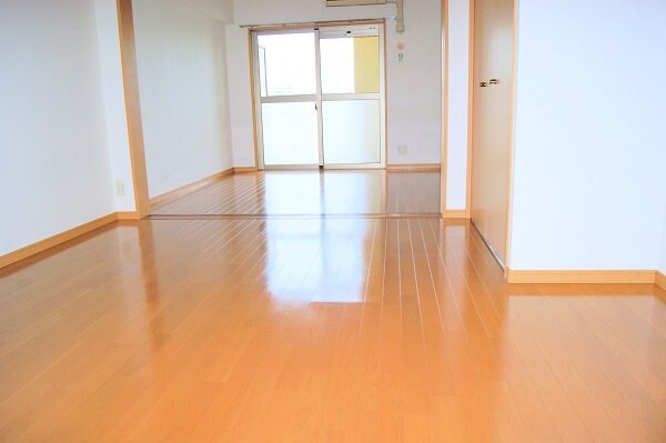居室(※写真と異なる場合は現状優先。)