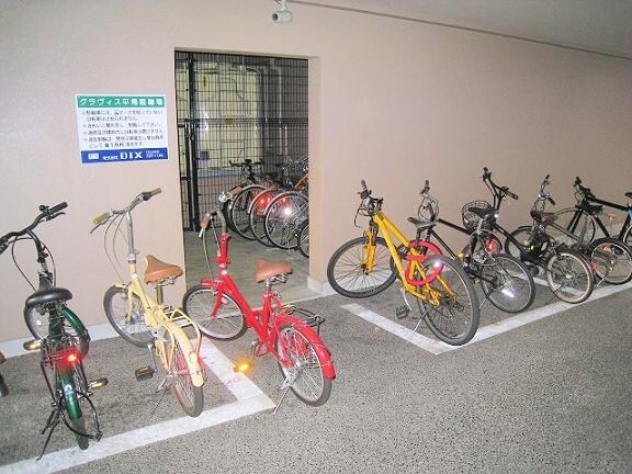 物件内観写真18　(駐輪場)