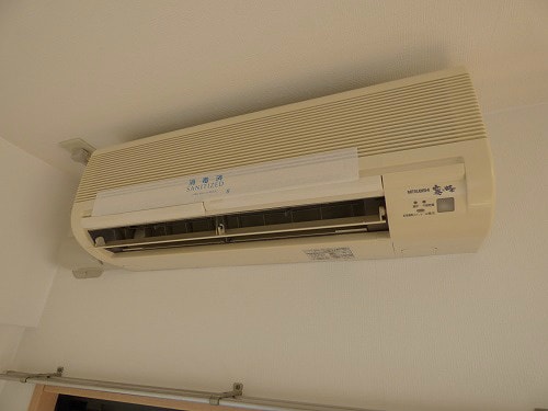 物件内観写真12　(エアコン付きで快適です)