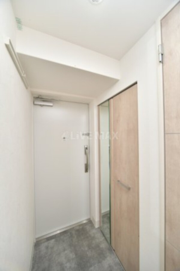 玄関(※同シリーズ別物件参考写真※)