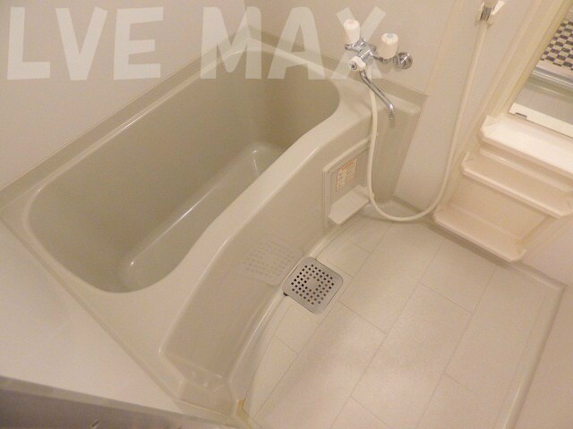 物件内観写真9　(綺麗なお風呂☆)