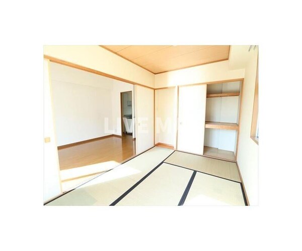 和室(※別部屋の写真になります)