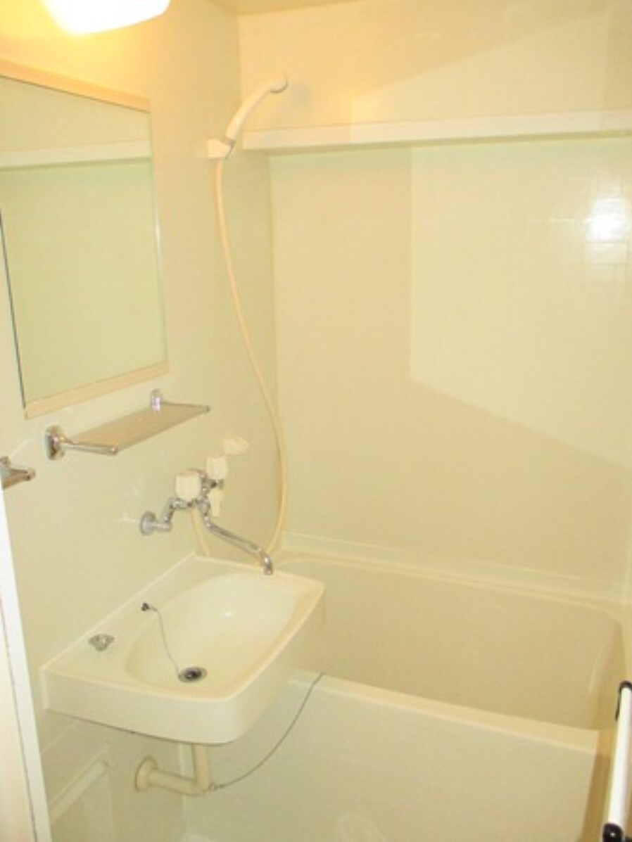 物件内観写真10　(お風呂)