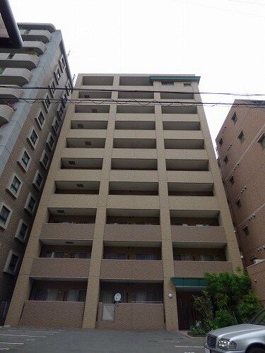 物件外観写真1　(日当り良好)