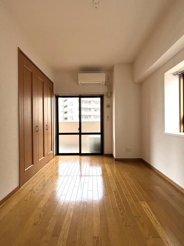 物件内観写真5　(※写真と異なる場合は現状優先。)