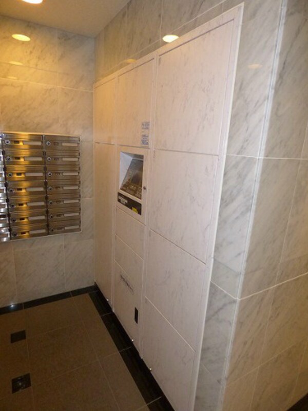 建物設備(宅配ボックス付きでお荷物も帰宅時に受け取れます。)