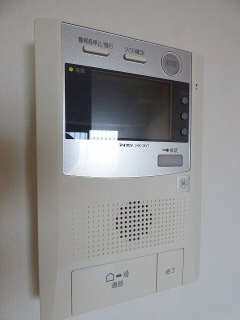 物件内観写真14　(訪問者を確認できる安心のＴＶモニターホン★)