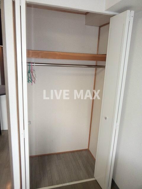 物件内観写真11　(クローゼット♪)