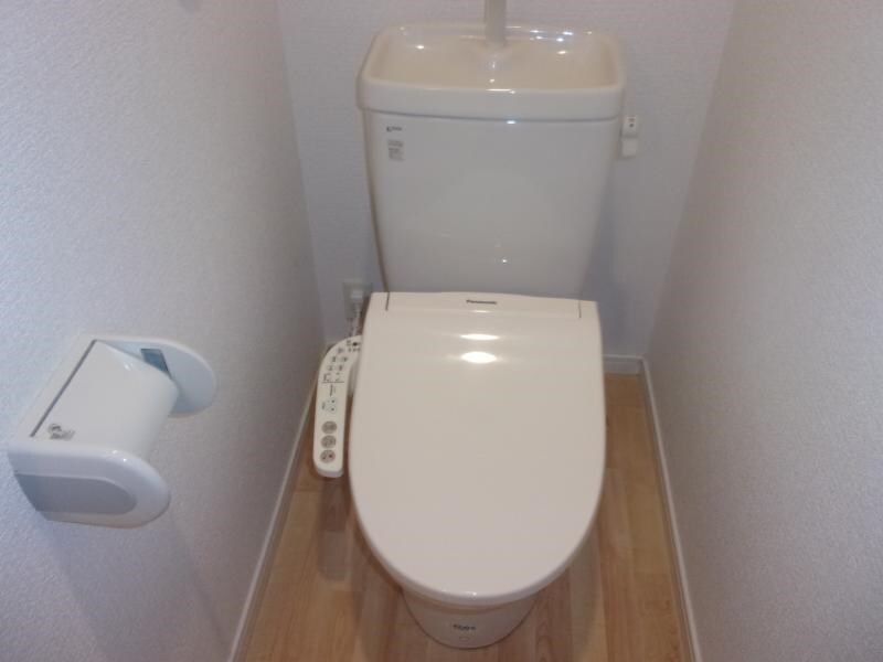 物件内観写真8　(※別号室参考写真)