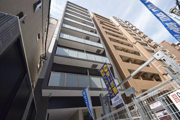 外観(築浅☆ネット無料！防犯カメラ4基☆TVモニターフォン☆セキュ)