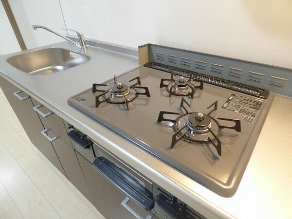 建物設備(ガスコンロ付きでお料理も快適です♪)