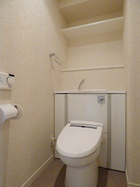 物件内観写真15　(ウォシュレット)