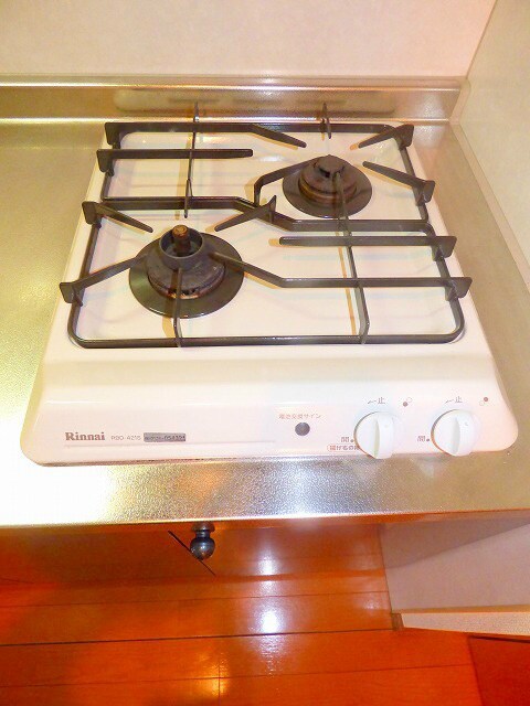 物件内観写真17　(ガスコンロ付でお料理も快適です♪)