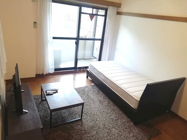 寝室(※お写真はモデルルーム仕様です。家具家電は付属いたしません。)