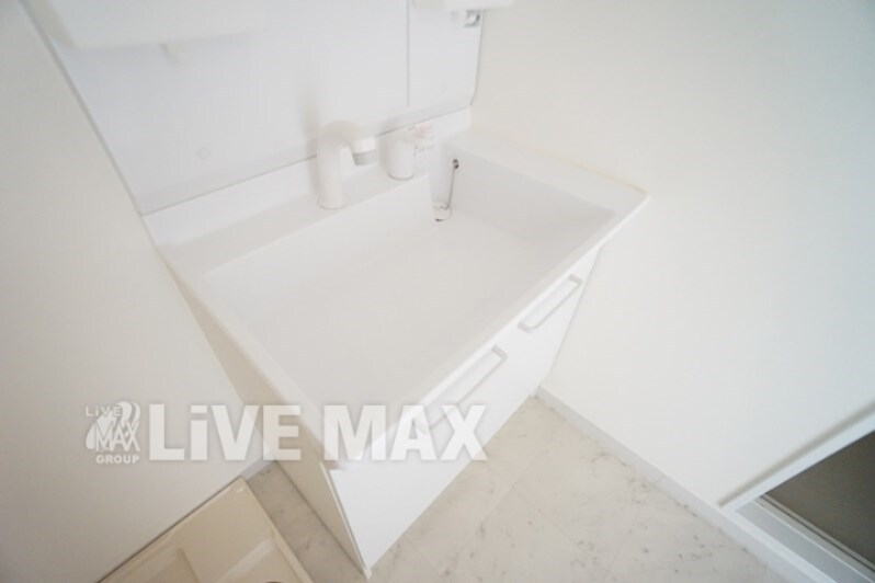 物件内観写真9　(※別号室参考写真※)